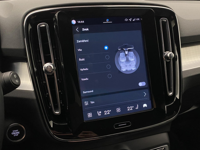 Volvo XC40 B3 AUT DARK PLUS