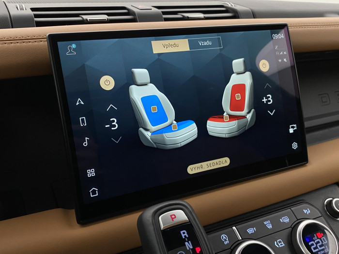 Land Rover Defender 130 D300 HSE AWD AUT CZ 3.0 d