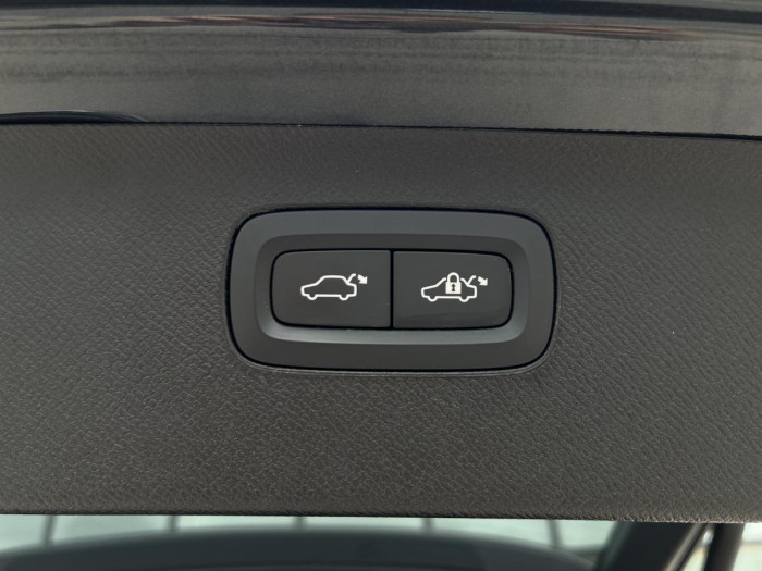 Volvo XC90 B5 AWD INSCRIPTION Aut 1.maj.