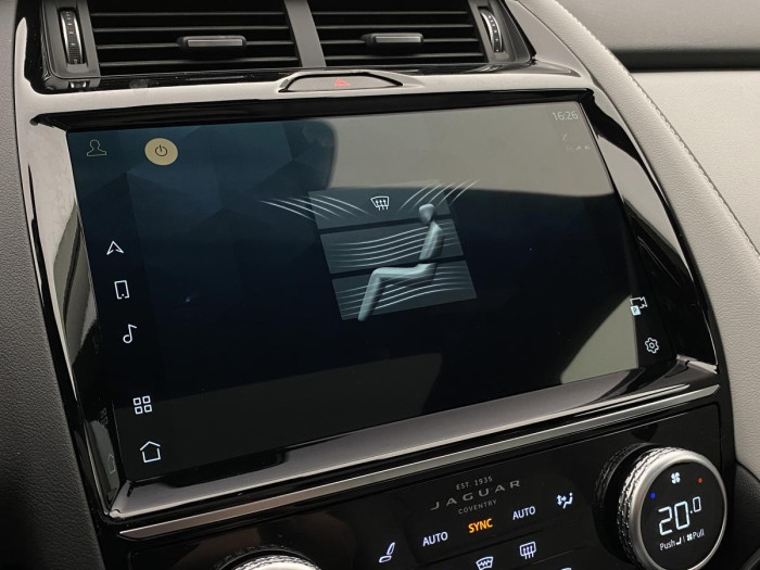 Jaguar E-Pace P250 R-DYNAMIC SE AWD AUT 2.0 Dynamic SE