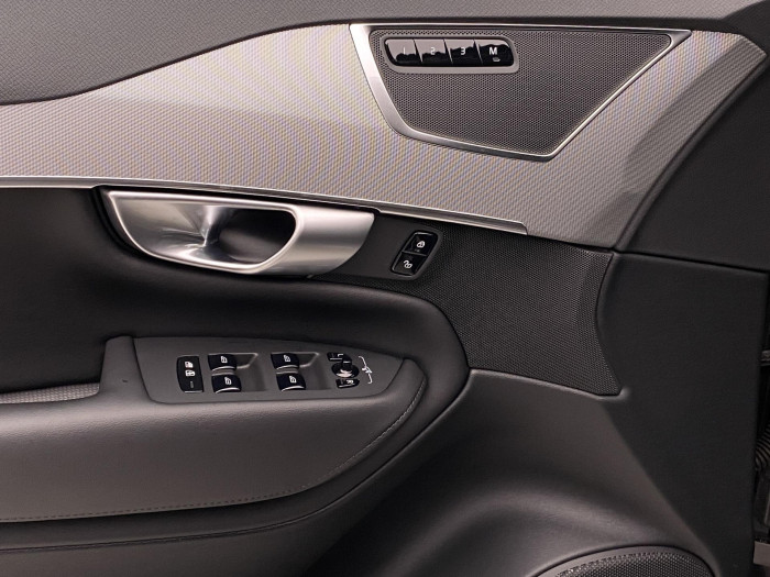 Volvo XC90 B5 AWD CORE AUT CZ 7míst