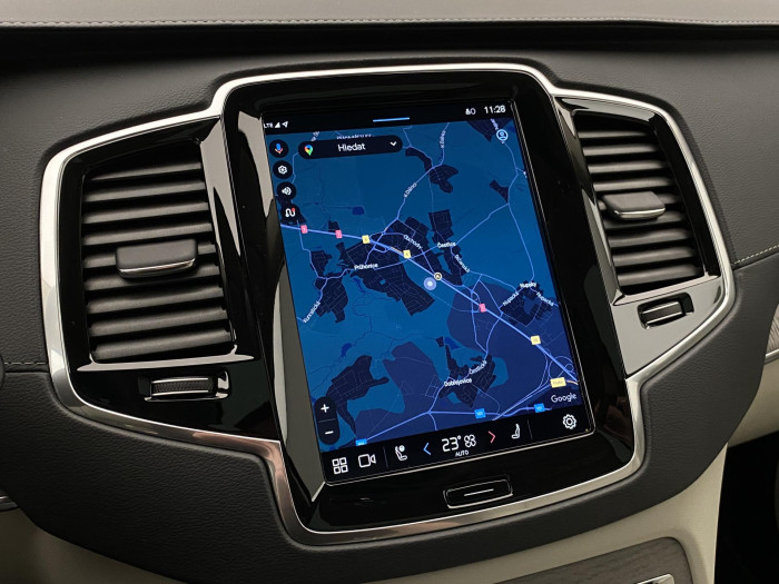 Volvo XC90 T8 AWD ULTRA DARK AUT CZ 7m