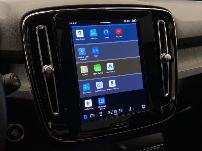 Volvo XC40 B4 AWD DARK ULTRA AUT CZ