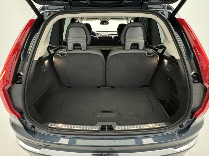 Volvo XC90 B5 AWD AUT BRIGHT PLUS 7-míst