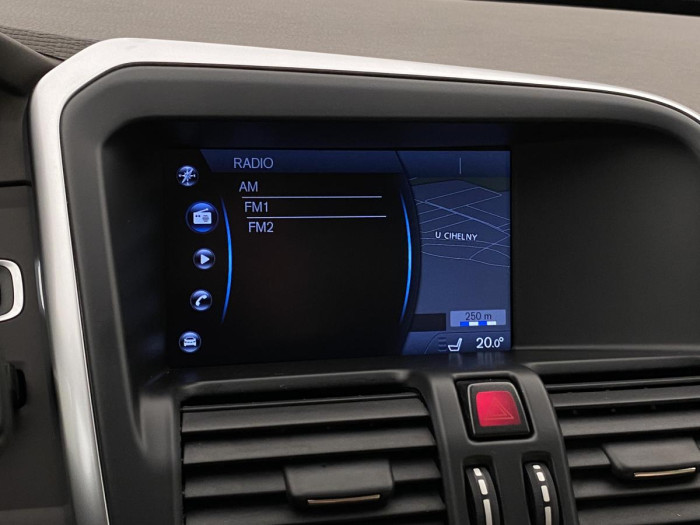 Volvo XC60 D5 AWD MOMENTUM AUT REZERVACE 2.4 d Momentum