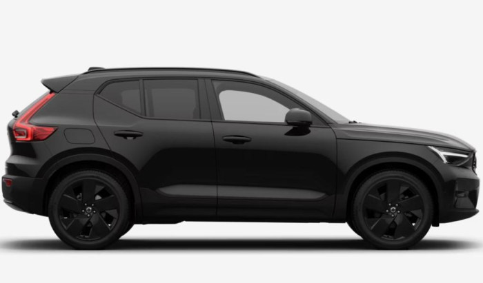 Volvo XC40 B4 AUT PLUS BLACK EDITION