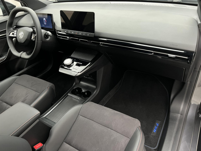 MG MG4 XPOWER 320kW 64kWh