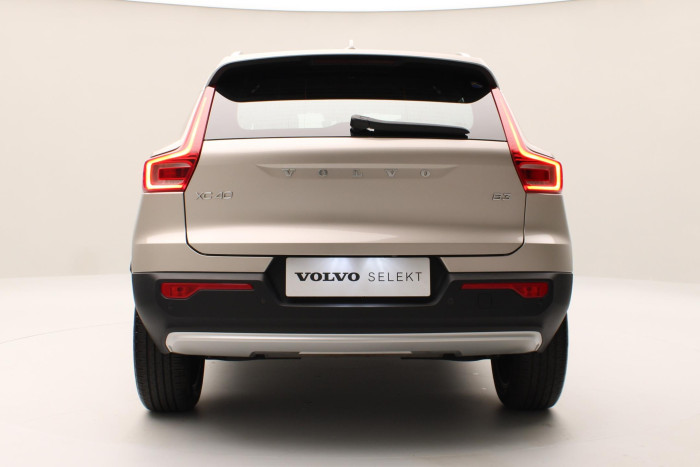 Volvo XC40 B3 CORE AUT CZ 1.maj