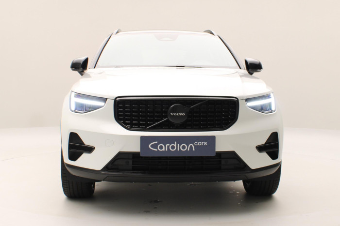 Volvo XC40 B3 AUT PLUS BLACK EDITION