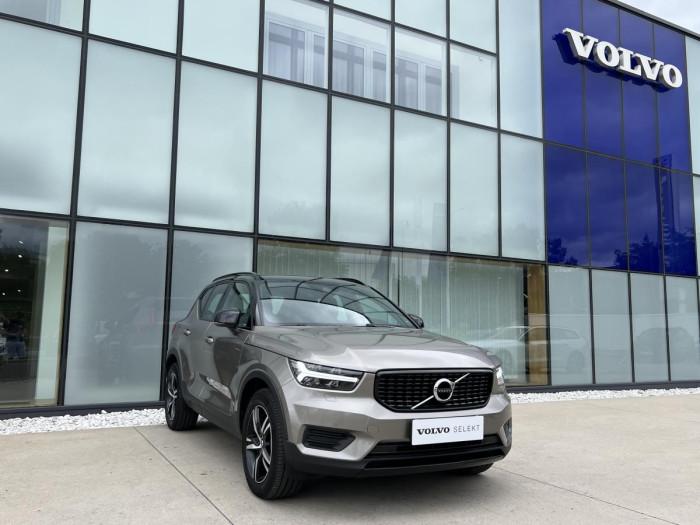 Volvo XC40 B4 R-DESIGN Aut