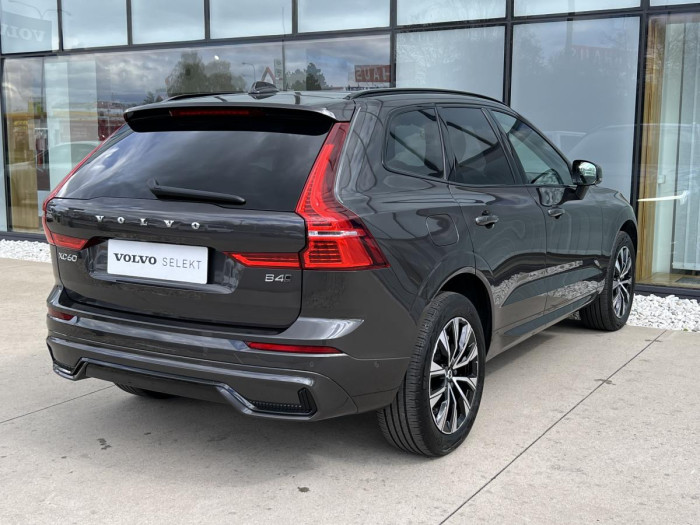 Volvo XC60 B4 AWD DARK PLUS REZERVACE 2.0 Plus