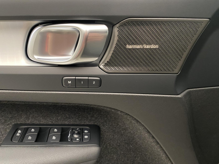 Volvo XC40 B3 AUT DARK PLUS