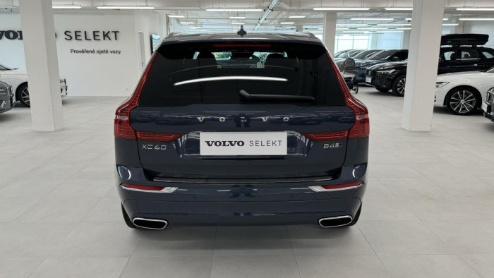 Volvo XC60 B4 AWD INSCRIPTION REZERVACE