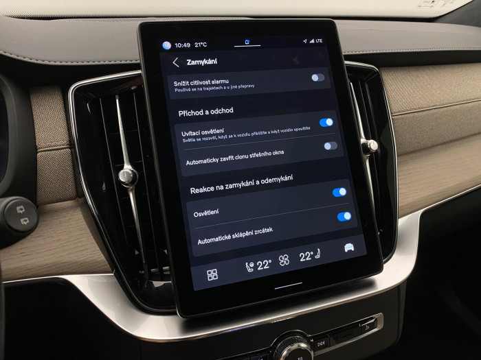 Volvo XC90 T8 AWD RECHARGE DARK ULTRA 7