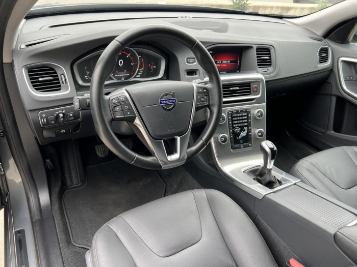 Volvo V60 D4 SUMMUM 1.maj. 2.0 d Summum
