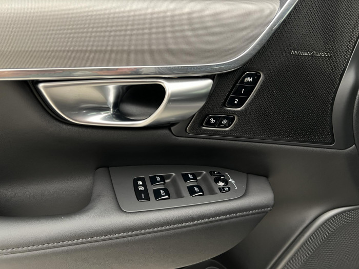 Volvo V90 CC B4 AWD PLUS AUT
