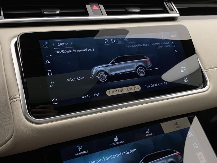 Land Rover Range Rover Velar D300 R-DYNAMIC HSE  REZERVACE 3.0 d Dynamic