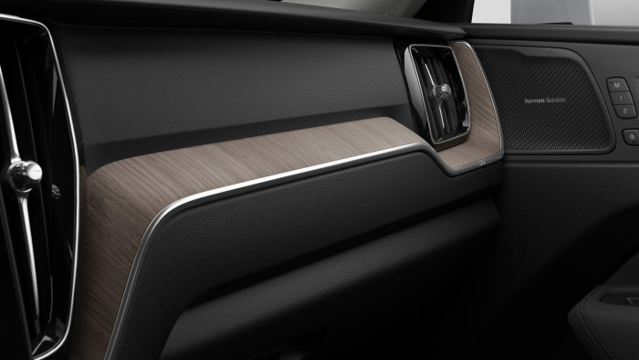 Volvo XC60 B5 AWD AUT DARK PLUS