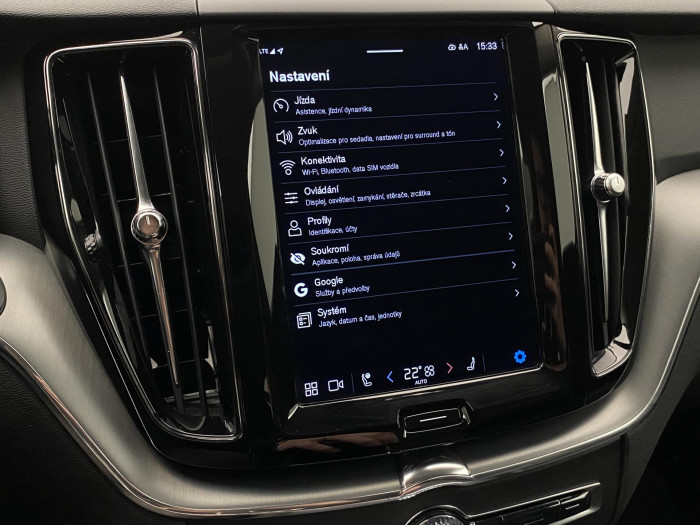 Volvo XC60 B5 AWD MOMENTUM AUT 2.0 Momentum