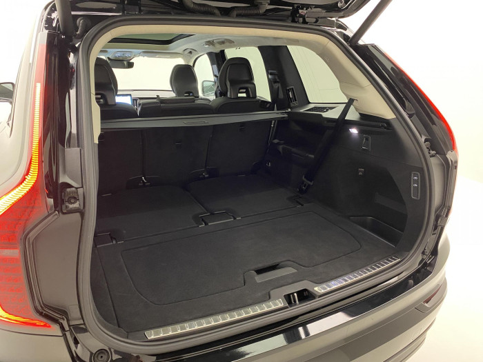 Volvo XC90 T8 AWD RECHARGE DARK ULTRA