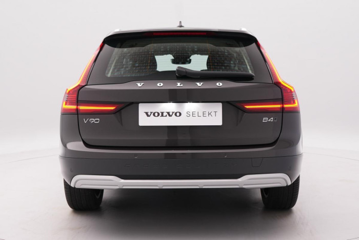 Volvo V90 CC B4 AWD PLUS AUT REZERVACE