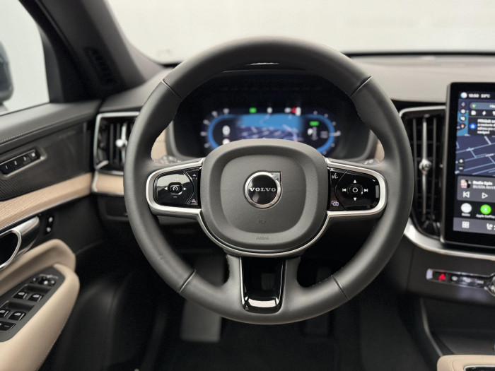 Volvo XC90 T8 AWD RECHARGE CZ REZERVACE