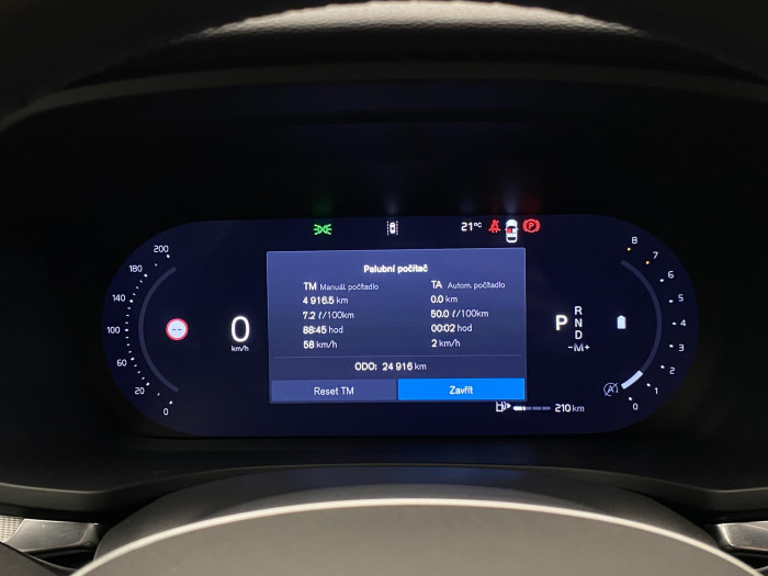 Volvo V60 B4 DARK PLUS AUT CZ