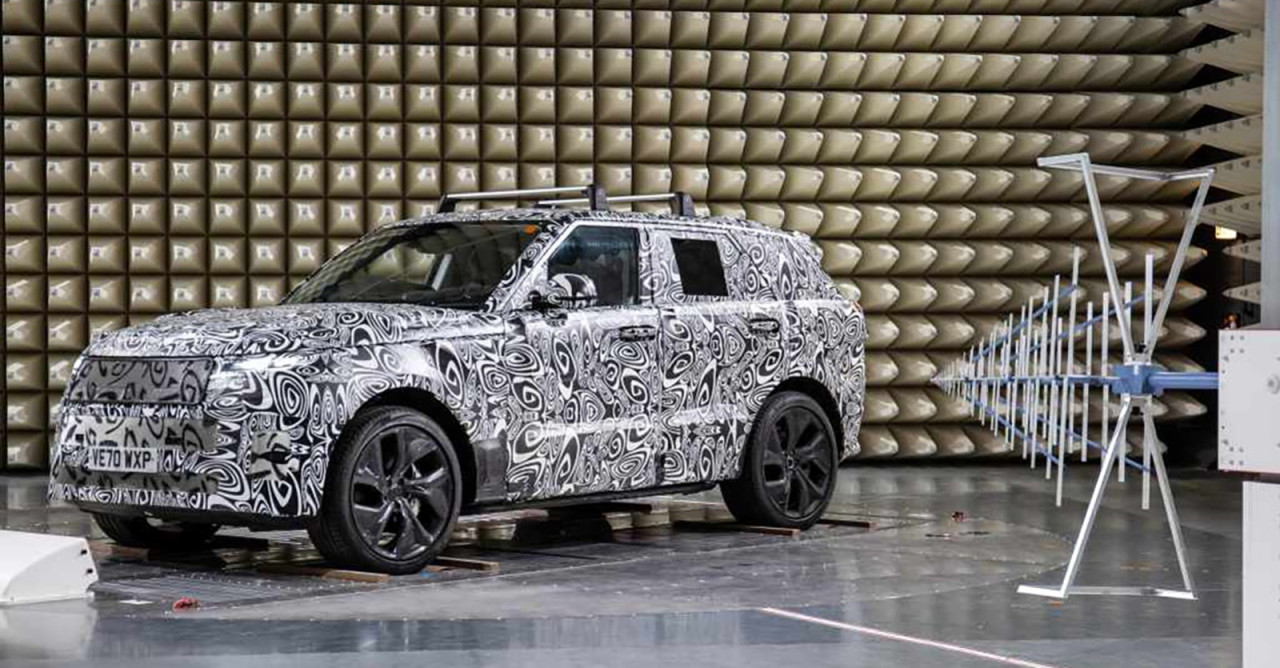 Jaguar Land Rover se připravuje na elektrifikovanou budoucnost díky novému testovacímu zařízení