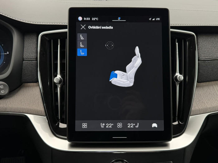 Volvo XC90 T8 AWD RECHARGE ULTIMATE CZ