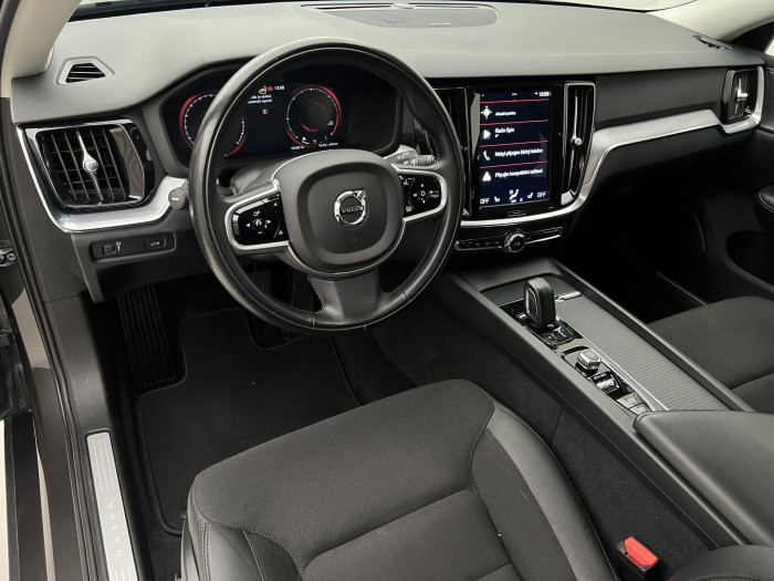 Volvo V60 B4 MOMENTUM AUT 2.0 Momentum