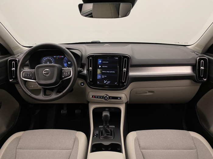 Volvo XC40 T3 MOMENTUM REZERVACE 1.5 Momentum