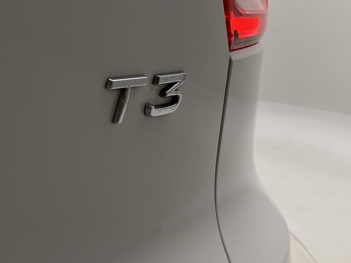 Volvo XC40 T3 MOMENTUM PRO AUT 1.maj 1.5 Momentum
