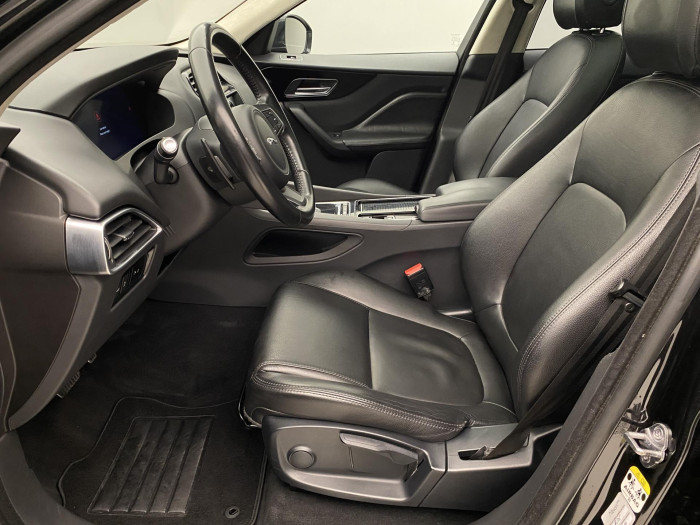 Jaguar F-Pace 25t AWD AUT