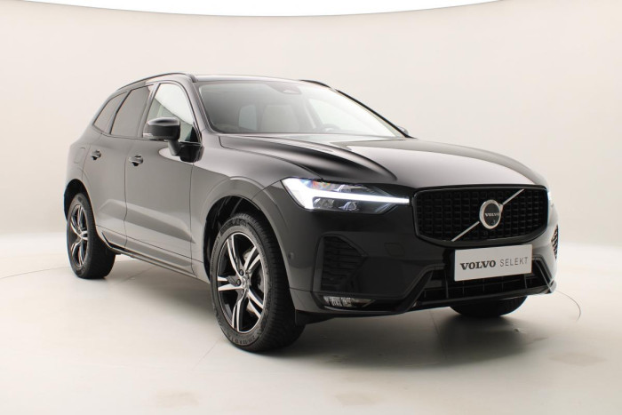 Volvo XC60 B4 AWD ULTIMATE AUT REZERVACE