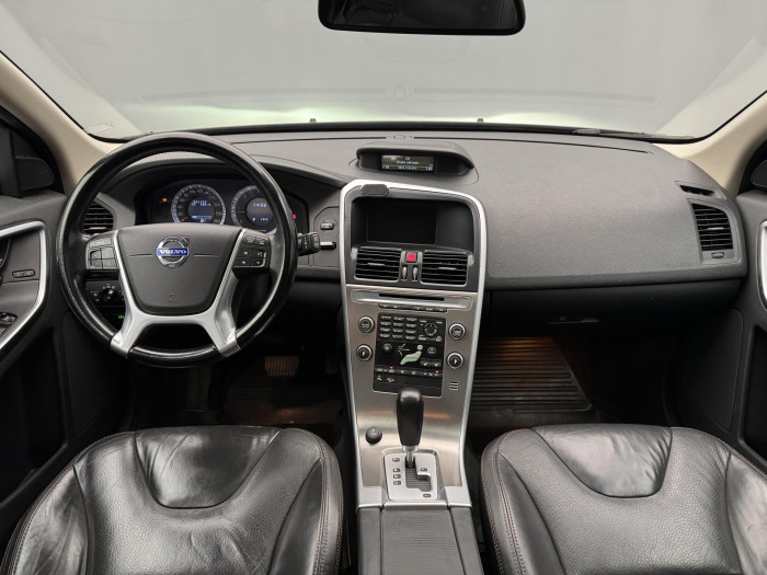 Volvo XC60 D3 AWD SUMMUM 2.4 d Summum