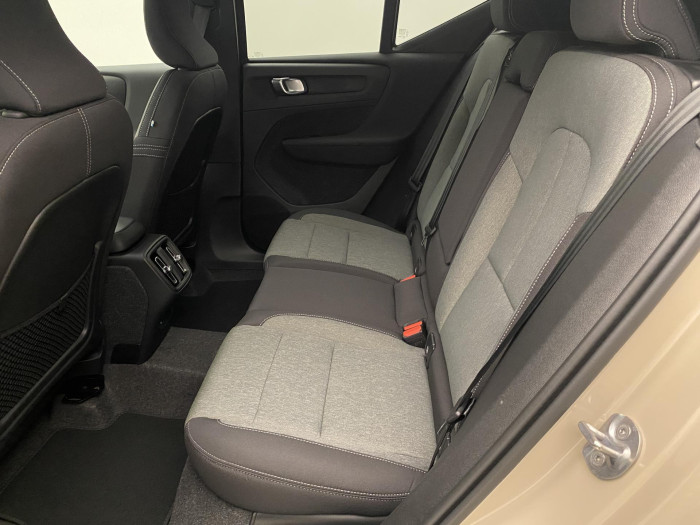 Volvo XC40 B3 AUT DARK PLUS