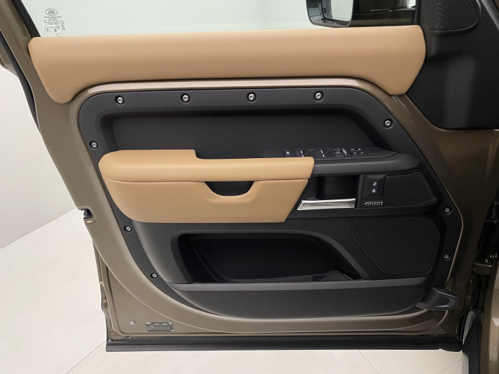 Land Rover Defender 110 D350 X-Dynamic HSE 3.0 d Dynamic