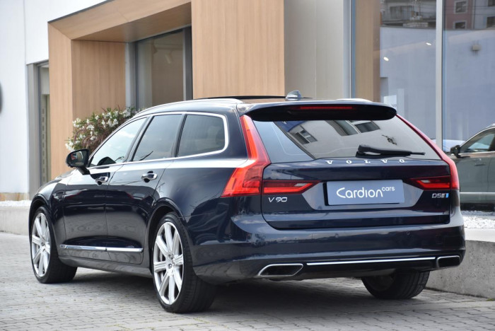 Volvo V90 D5 AWD INSCRIPTION REZERVACE 2.0 d