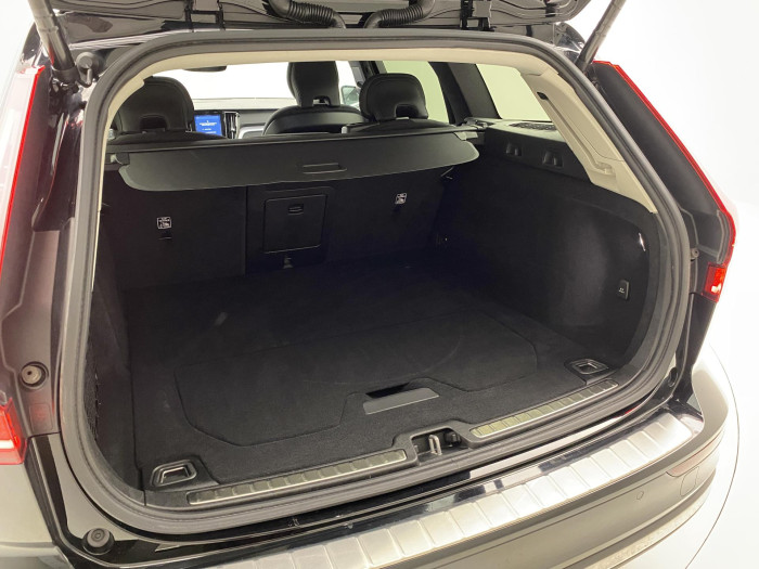 Volvo V60 T6 AWD RECHARGE CORE AUT