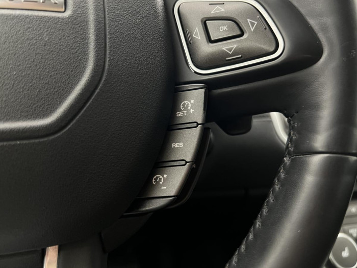 Land Rover Range Rover Evoque 2.2 TD4 AWD AUT CZ REZERVACE 2.2 TD