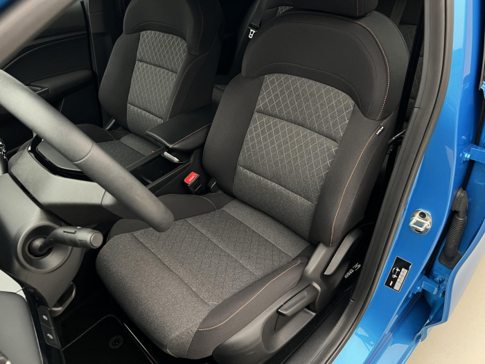 MG MG3 1.5 EMOTION Hybrid+ AUT CZ