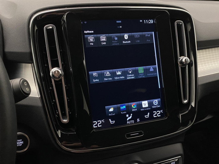 Volvo XC40 T3 MOMENTUM AUT CZ 1.5 Momentum