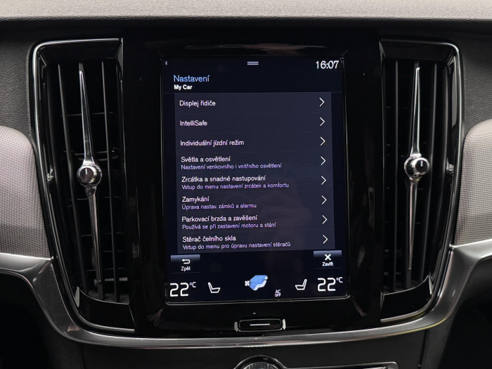 Volvo V90 CC D5 AWD PRO CZ REZERVACE 2.0 d CC CC