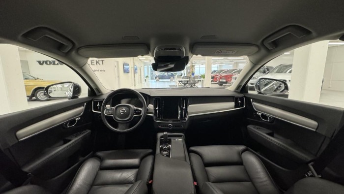 Volvo V90 B4 MOMENTUM ADVANCED REZERVACE 2.0 Momentum