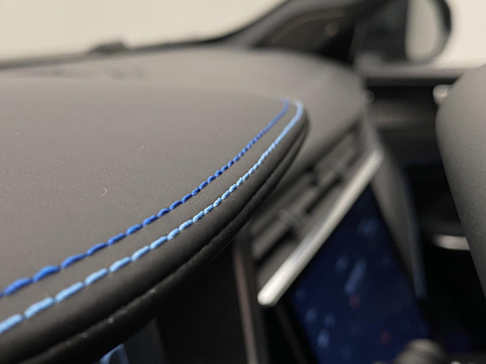 Lynk & Co 01 PHEV DCT AUT 1.maj