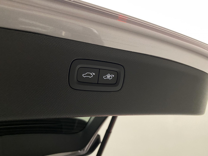 Volvo XC90 T8 AWD RECHARGE BRIGHT PLUS 7m