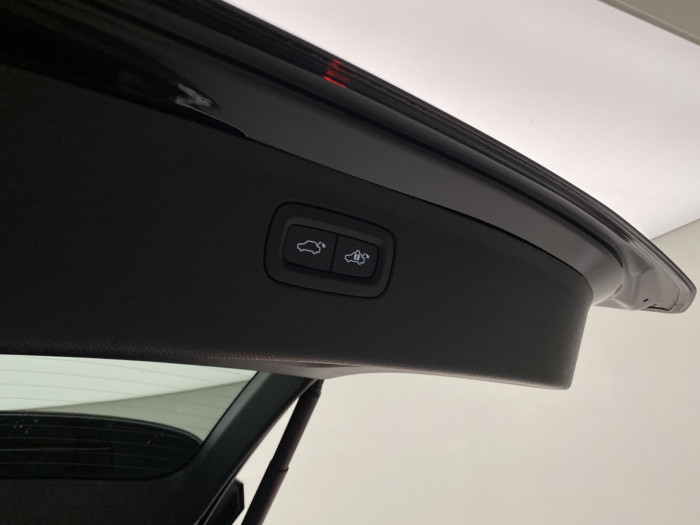 Volvo XC90 B5 AWD AUT BRIGHT PLUS 7míst