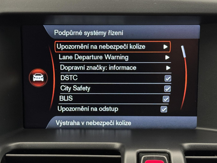 Volvo XC60 D5 AWD R-Design AUT CZ 2.4 d