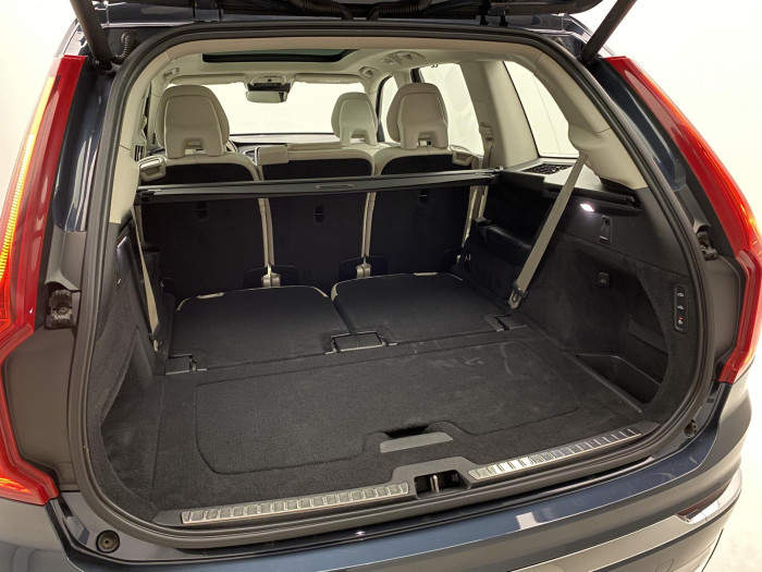 Volvo XC90 B6 AWD INSCRIPTION REZERVACE