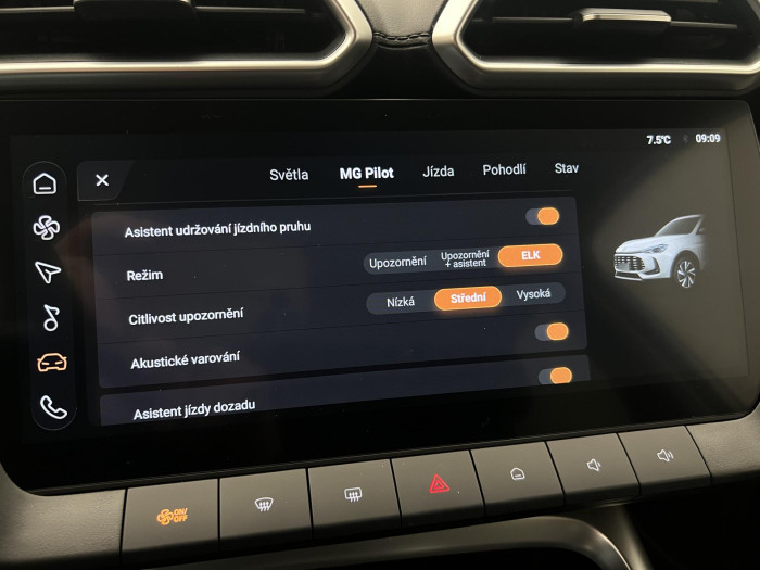 MG ZS 1.5 EXCLUSIVE HYBRID+ AUT CZ 1.5 Exclusive